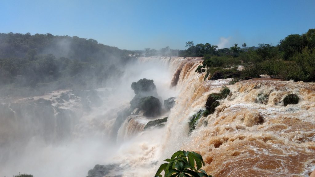 Cestovanie je pre Hitkovcov biznisom aj záľubou. Vodopády Iguazú.