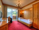 (© Hotel ALPINA) - Lyžovačky v Alpách, Formula F1, Dovolenka na lodi a plavby, www.hitka.sk