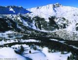 Pohľad na Vars Les Claux (© OT Vars, D. Auzende) - Lyžovačky v Alpách, www.hitka.sk