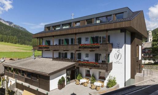 (© Hotel Strobl) - Lyžovačky v Alpách, www.hitka.sk